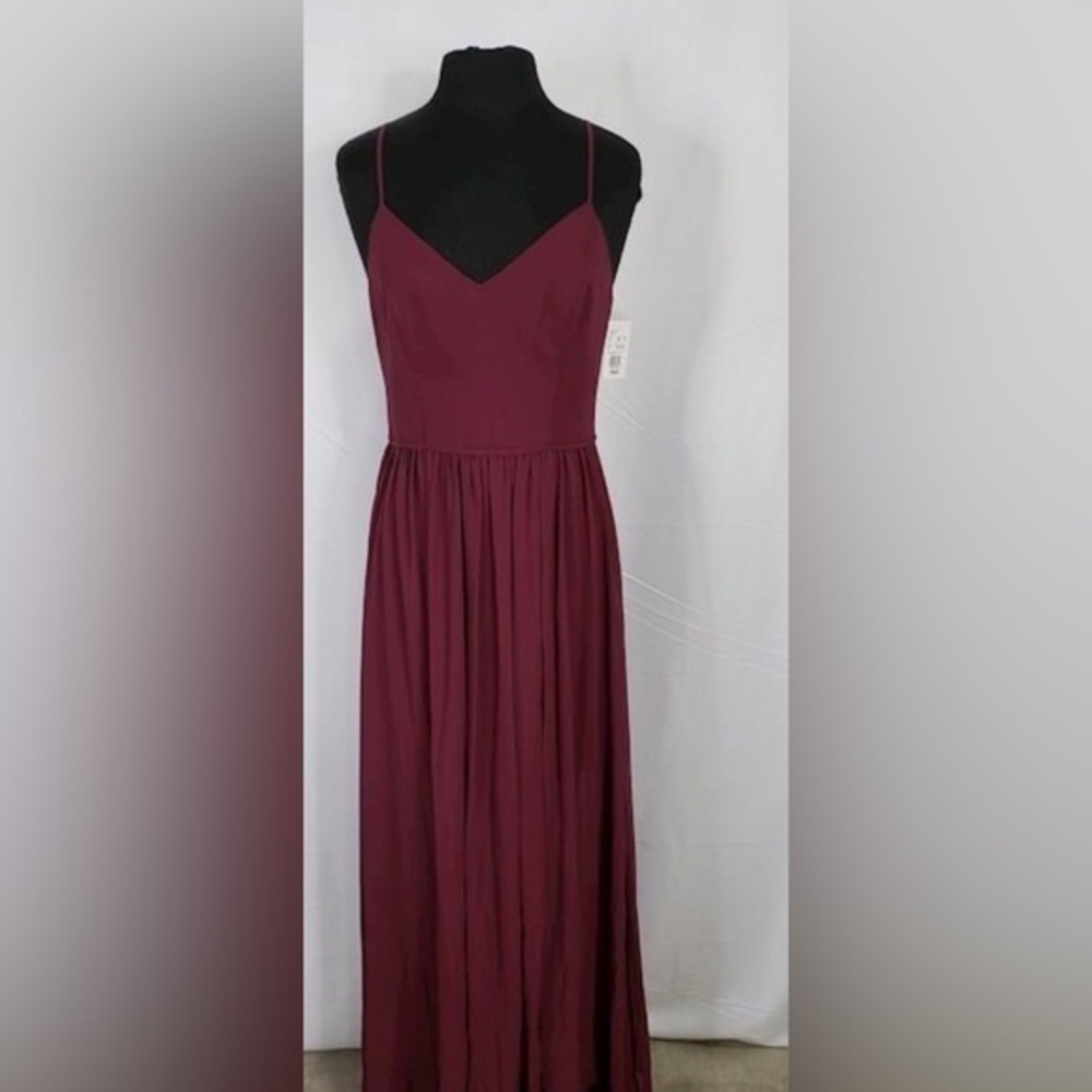 burgundy Dress David’s Bridal Wine V-Neck Spaghetti Strap Chiffon Dress Size 10